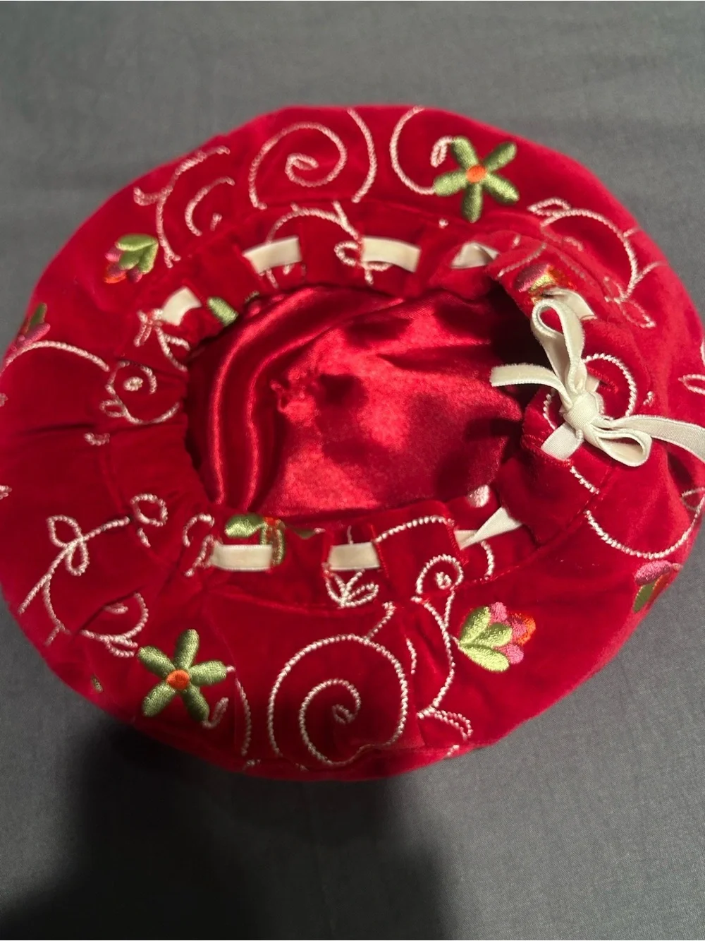 Vintage Y2K The Children’s Place Red Velvet Embroidered Floral Beret Hat